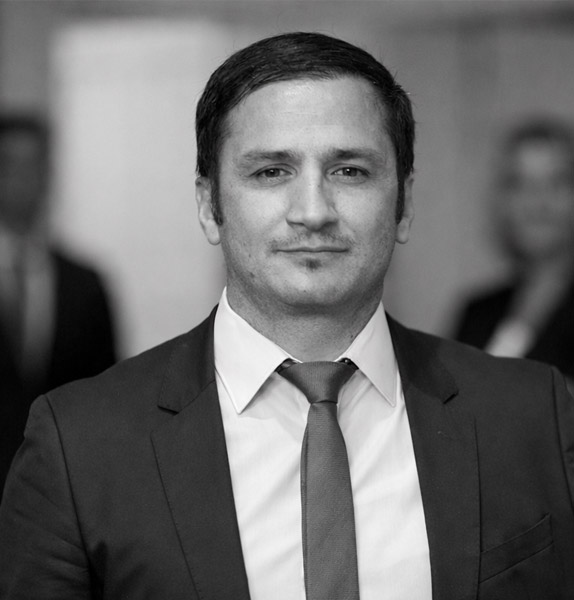 Özcan Yeniceri Özcan Yeniceri